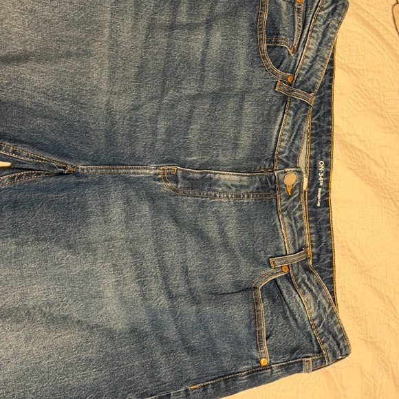 Straight Leg Medium Wash Jeans - Picture 5 of 7